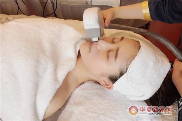 思妍丽美容院加盟